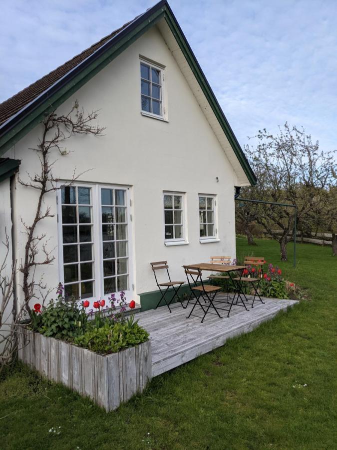 Lillan Hotel Torna Hallestad Bagian luar foto
